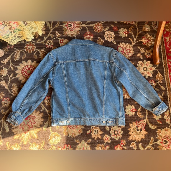 Vintage Levi’s Blue Jean Denim Trucker Jacket w/silver buttons • size Small - Picture 11 of 16